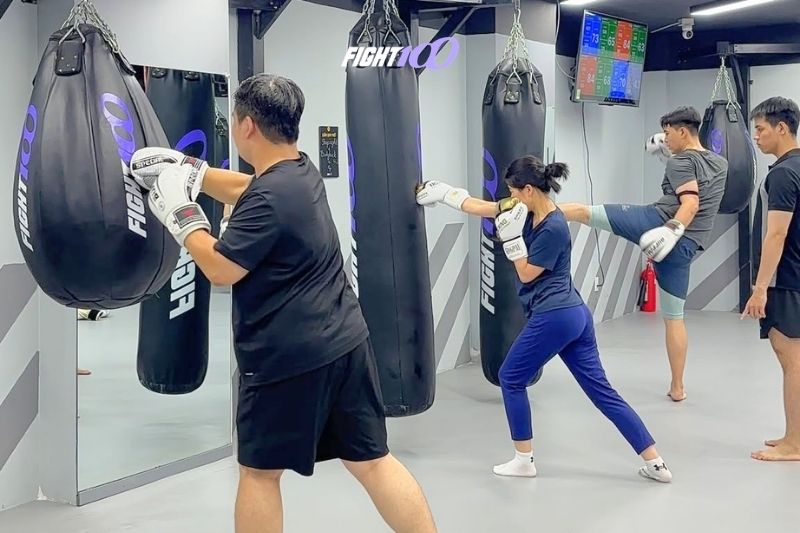 Tập kickboxing giúp Giải tỏa căng thẳng (Stress)