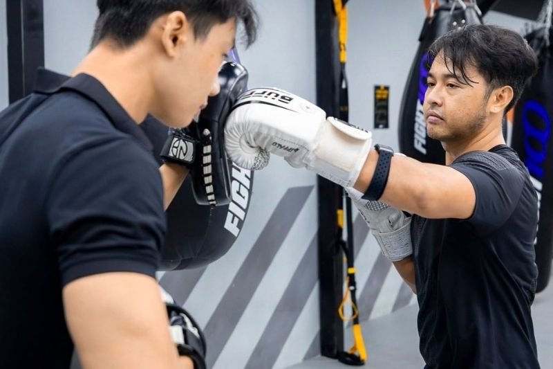 Kinh nghiệm tự tập Boxing từ huấn luyện viên tại Fight100 chia sẽ