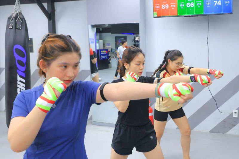 Nhóm thuật ngữ trong Boxing về đòn đấm và tấn công